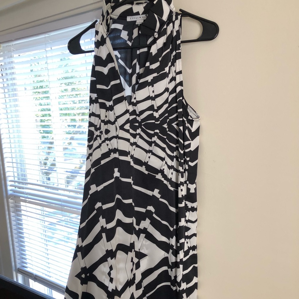 Loyal Hana nursing dress
